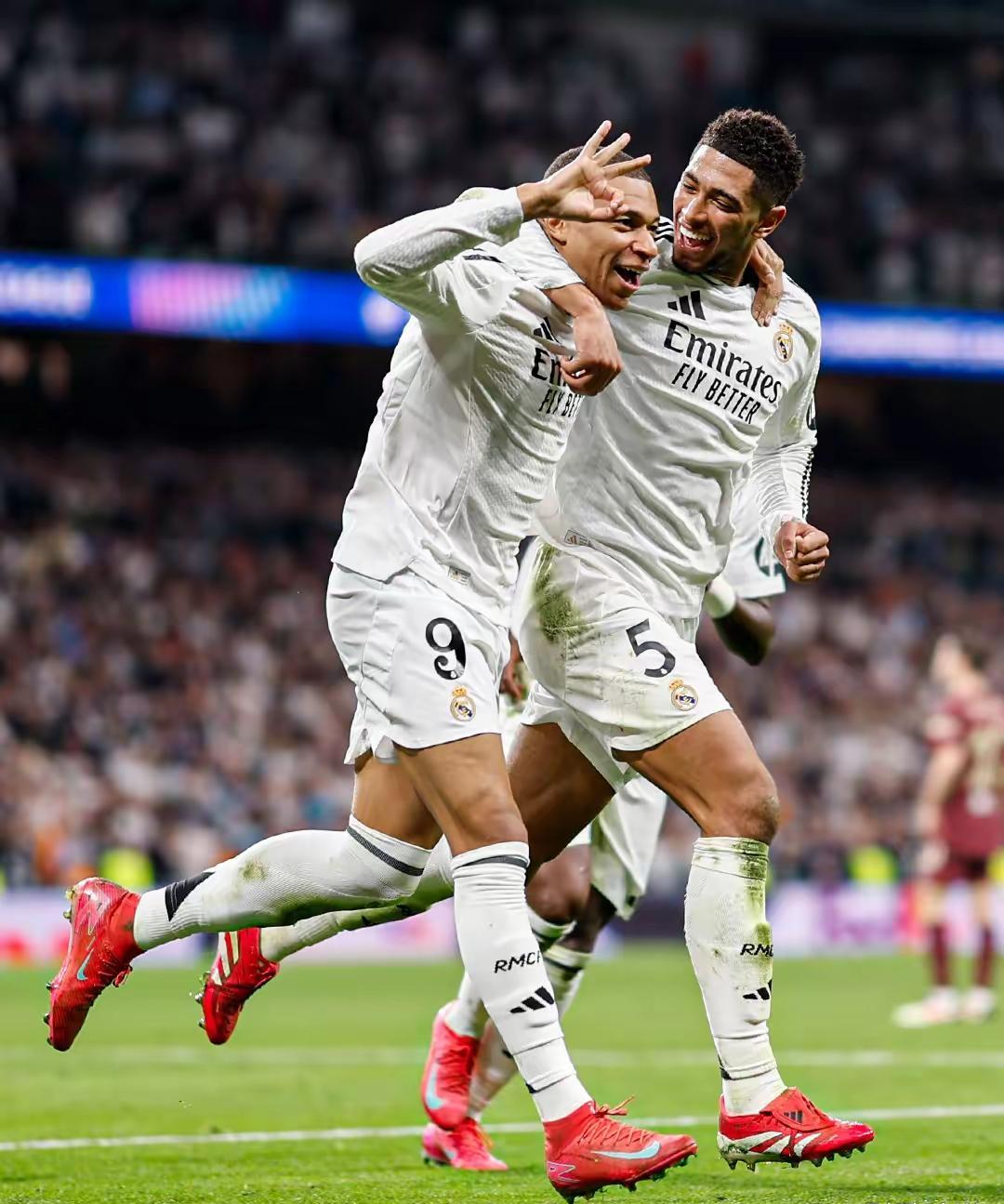 巴萨逆转曼城，佩德里高光表现