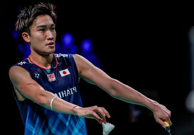 印度羽毛球队险胜韩国羽毛球队，桃田贤斗制霸全场