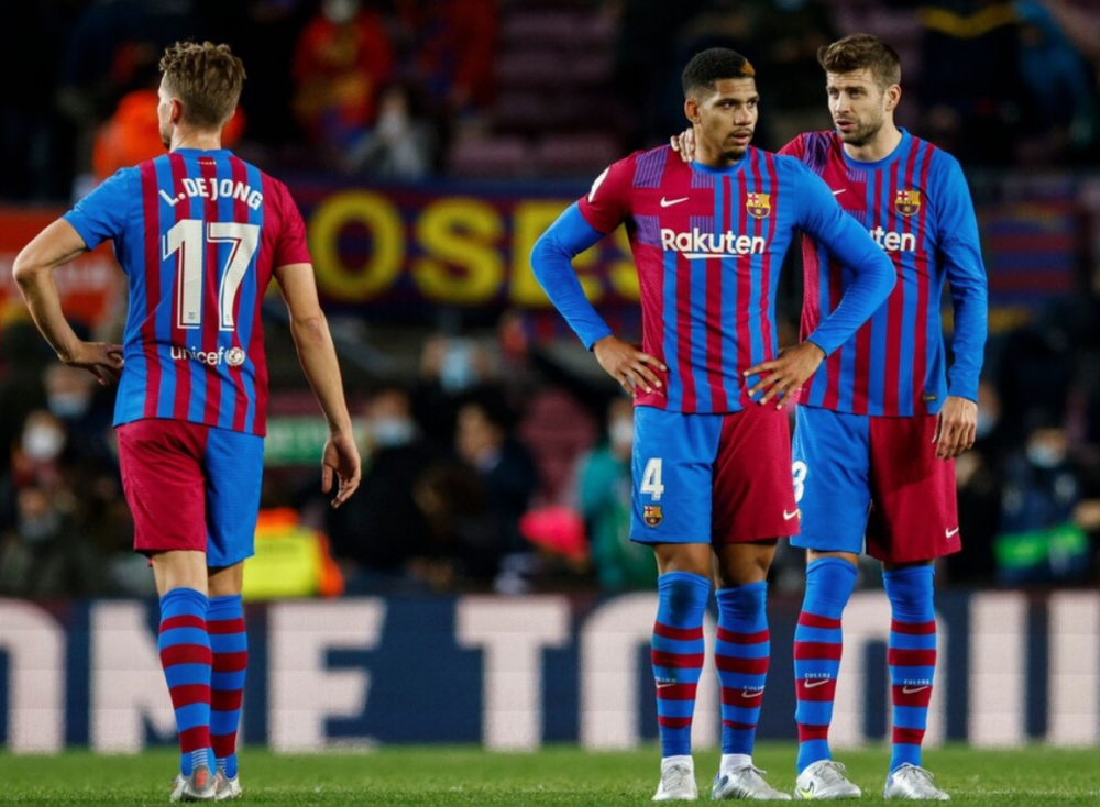 日本轻取拜仁，阿尔巴统治全场的简单介绍