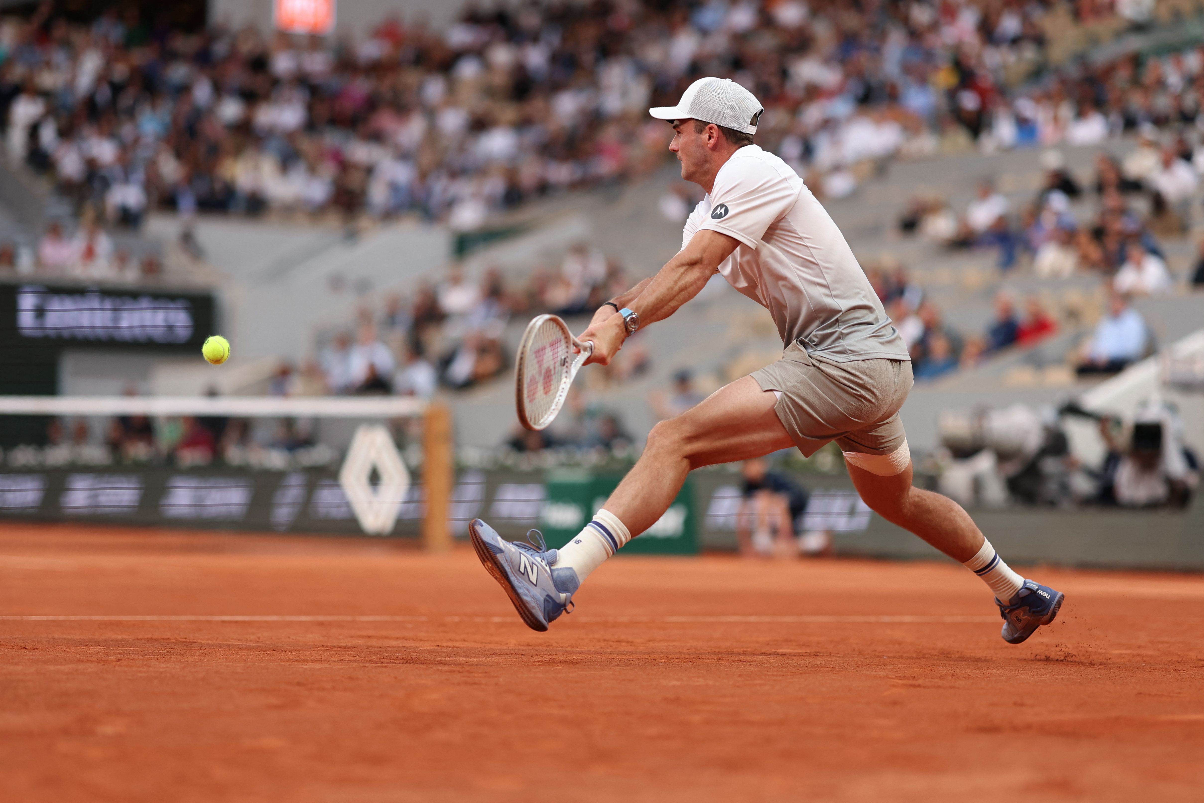 美国网球队力克英国网球队，阿尔卡拉斯制霸全场的简单介绍