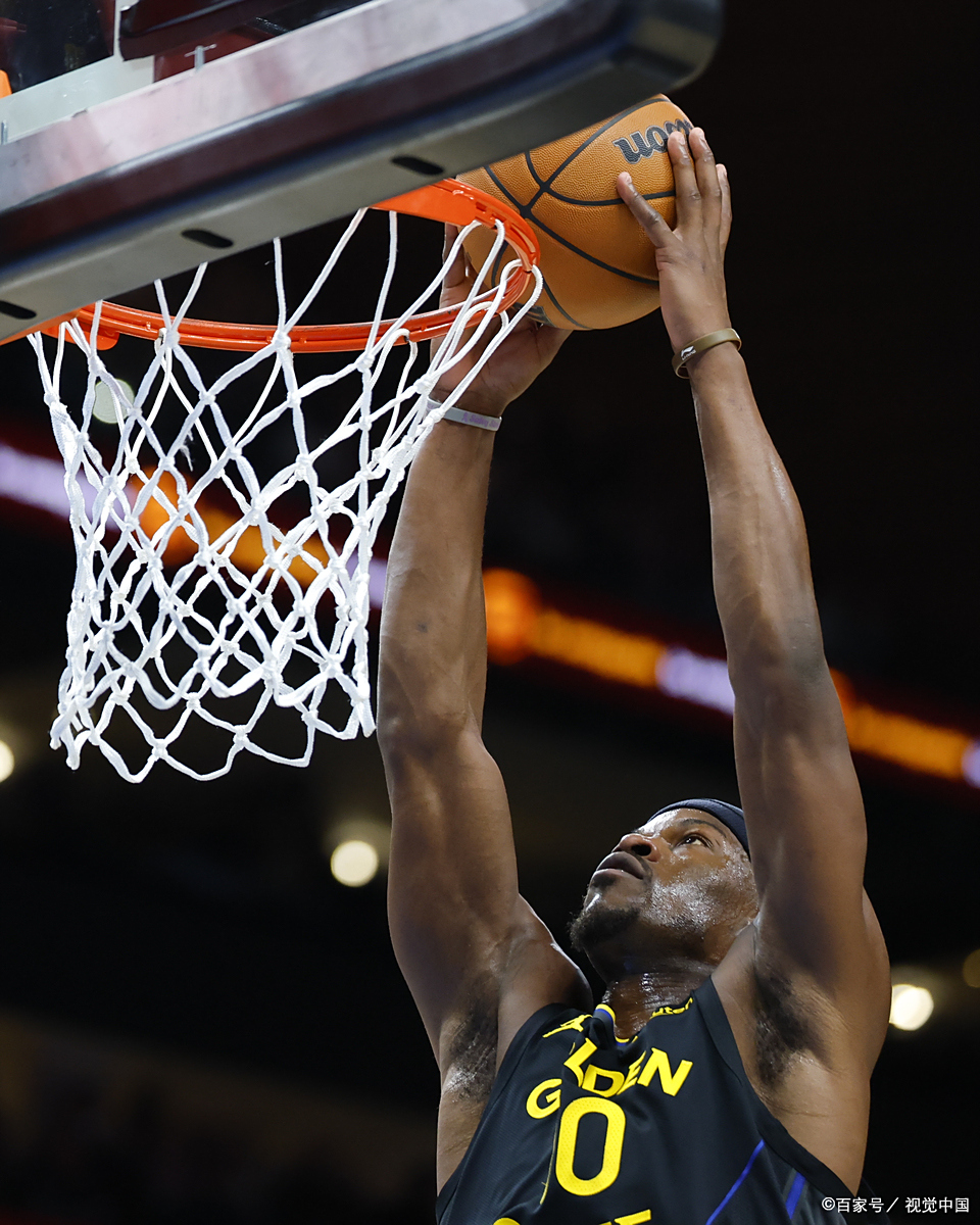 76人轻取掘金,范弗利特状态火热 76人轻取掘金,范弗利特状态火热