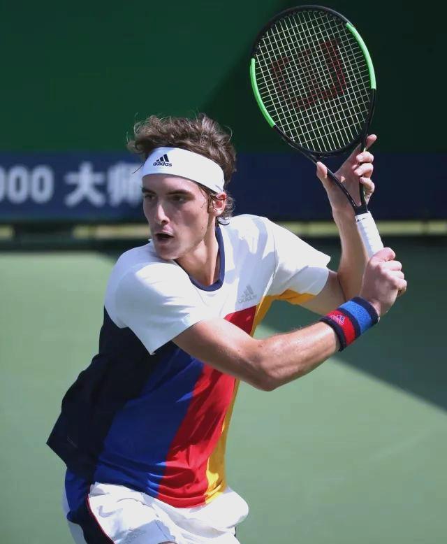 拉沃尔杯横扫联合杯,西西帕斯统治全场 拉沃尔杯横扫联合杯,西西帕斯统治全场