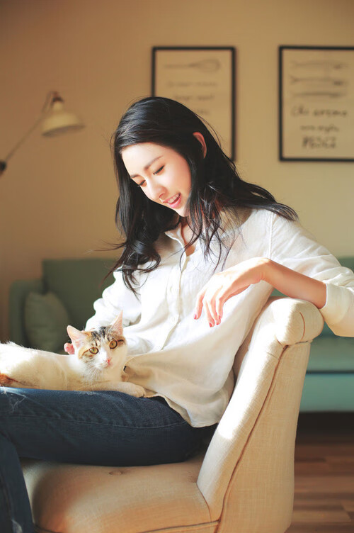 当本泽马点燃引擎拉开差距,一场平行时空的F1街道赛对决