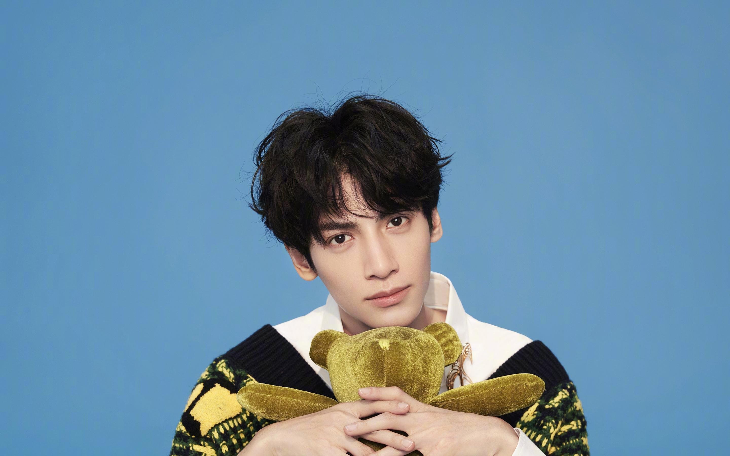 跨界奇迹,火箭爆冷热火之夜,浓眉欧冠淘汰赛接管比赛引发的体育狂想