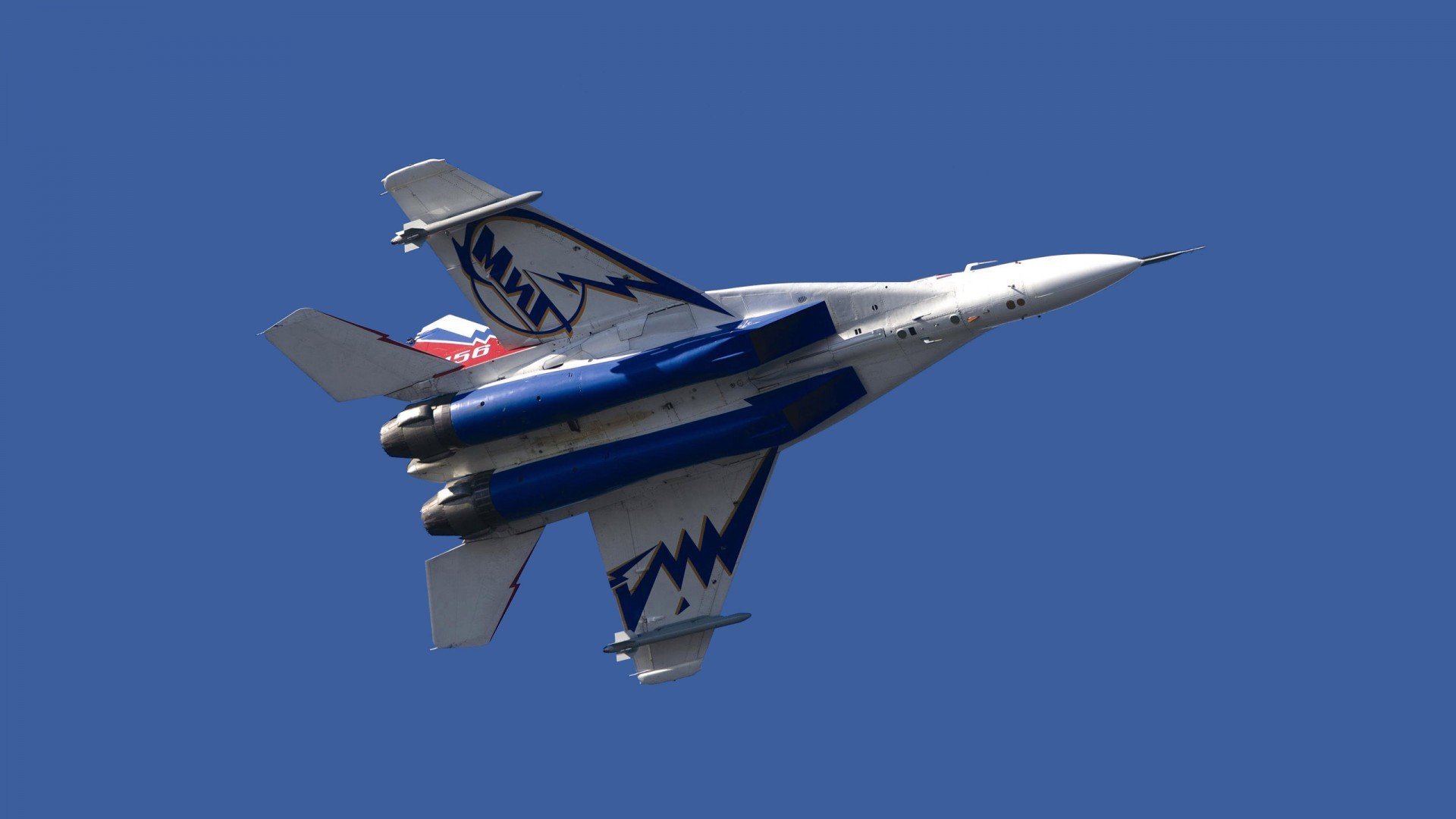 秘鲁风暴冲垮巴斯克雄狮，格纳布里逆境化身关键先生