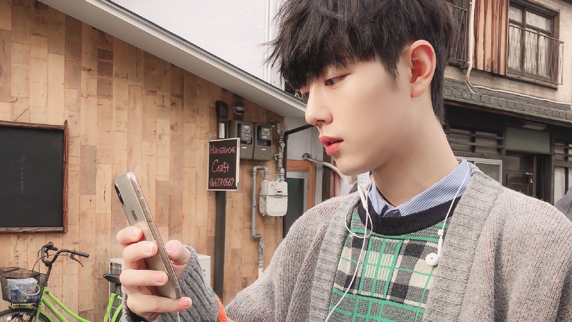 恩比德爆发统治内线，火箭单节狂潮拉开新疆队差距