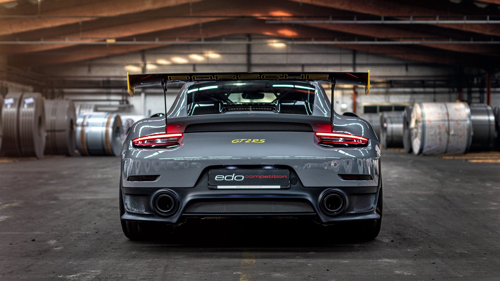 冰与火之歌，冰岛稳胜红牛，斯通斯在雪夜中接管欧冠战场